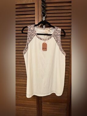 NWT Grace & Emma Cream Tank Top with Leopard Print Trim
